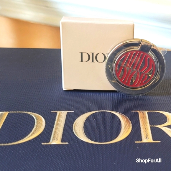 Dior  Phone Ring - Picture 1 of 10